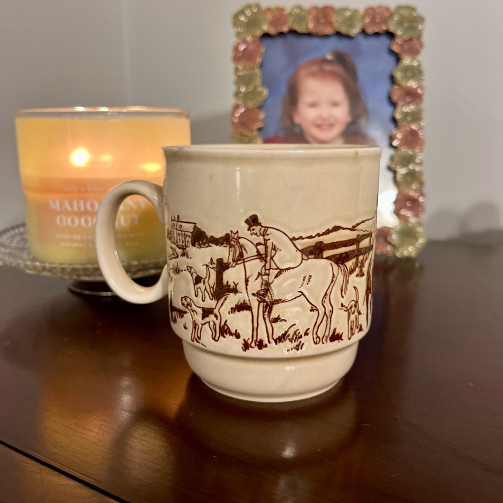 Vintage 1970’s Staffordshire England Coffee ☕️ mug • Field Hunters